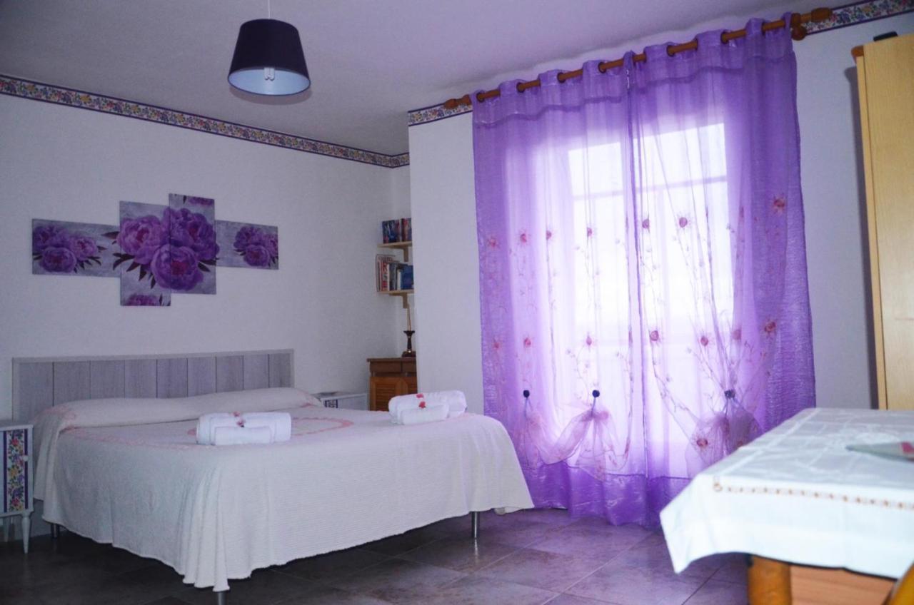 B&B Regina Elena Pignola Buitenkant foto