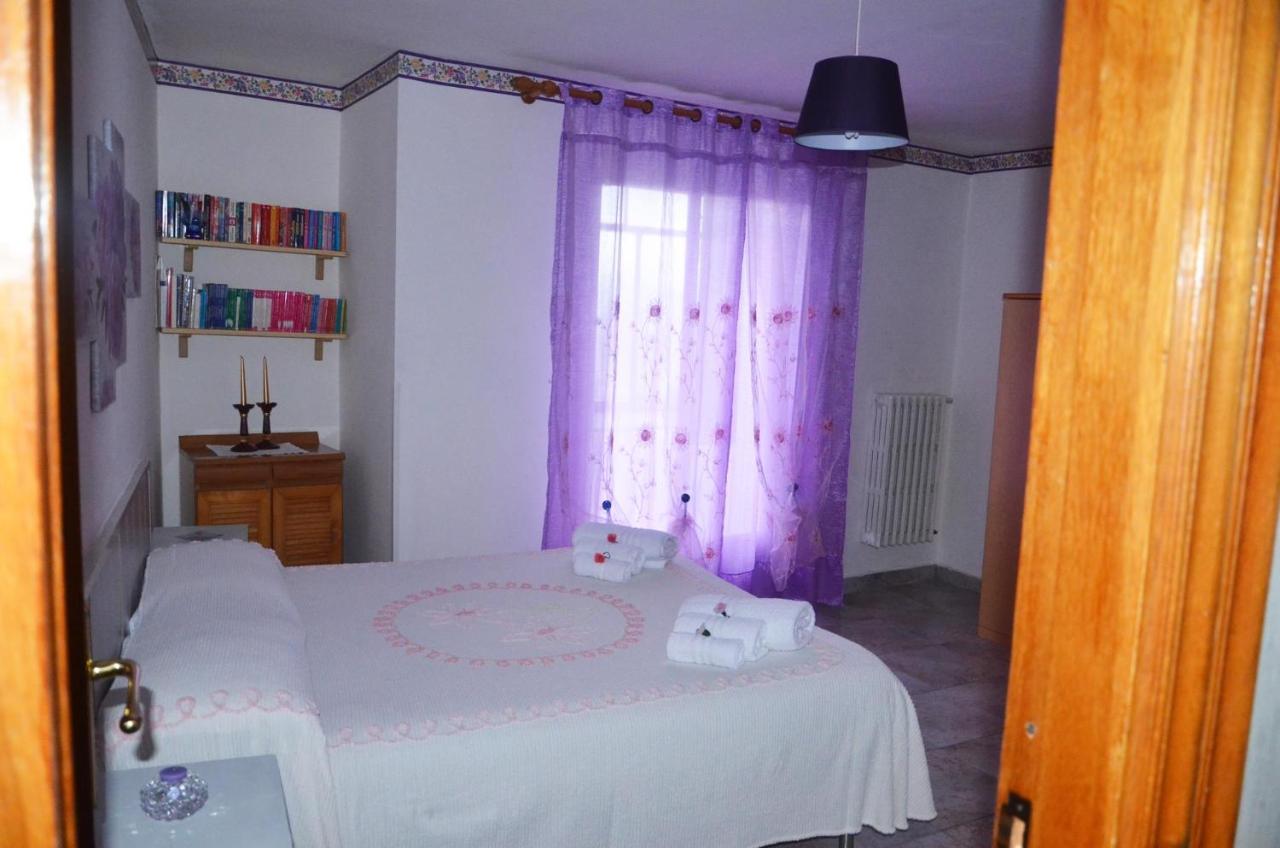 B&B Regina Elena Pignola Buitenkant foto
