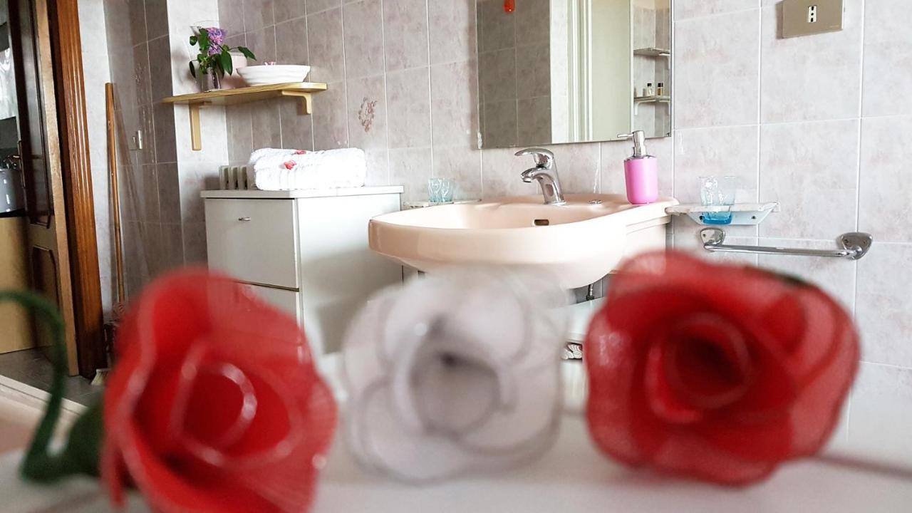 B&B Regina Elena Pignola Buitenkant foto